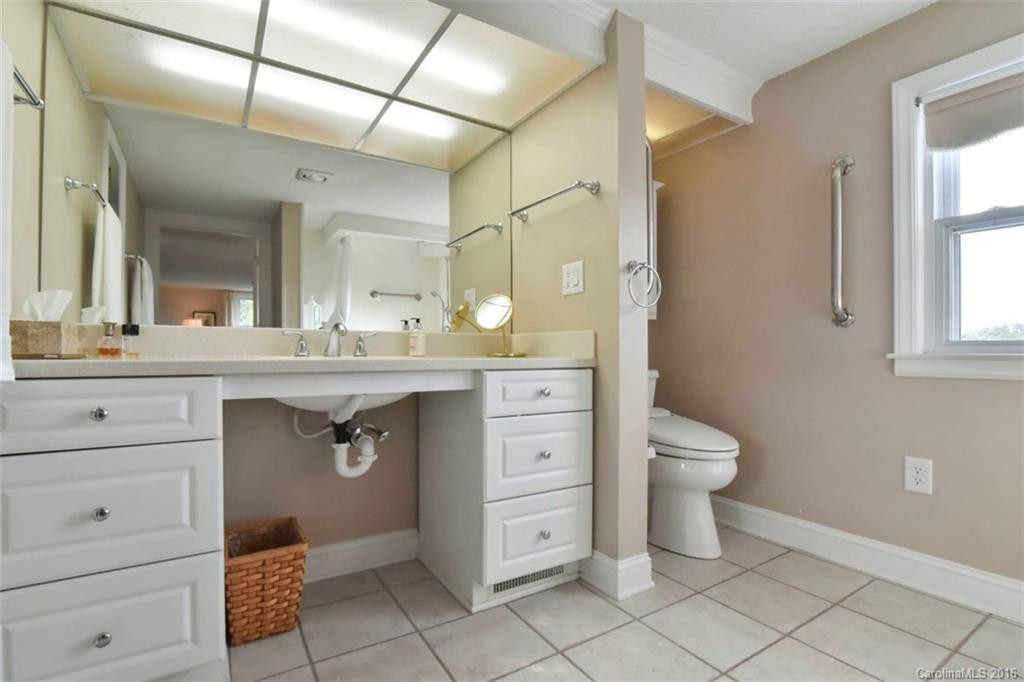 4294 Greenville Highway - Photo 13