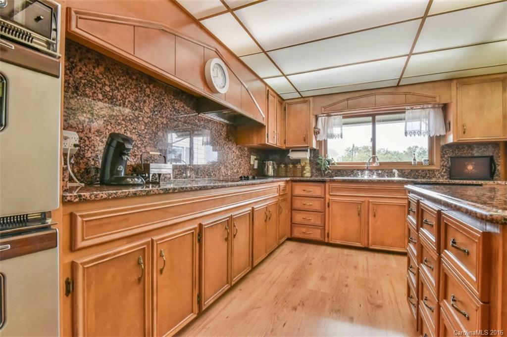 4294 Greenville Highway - Photo 5