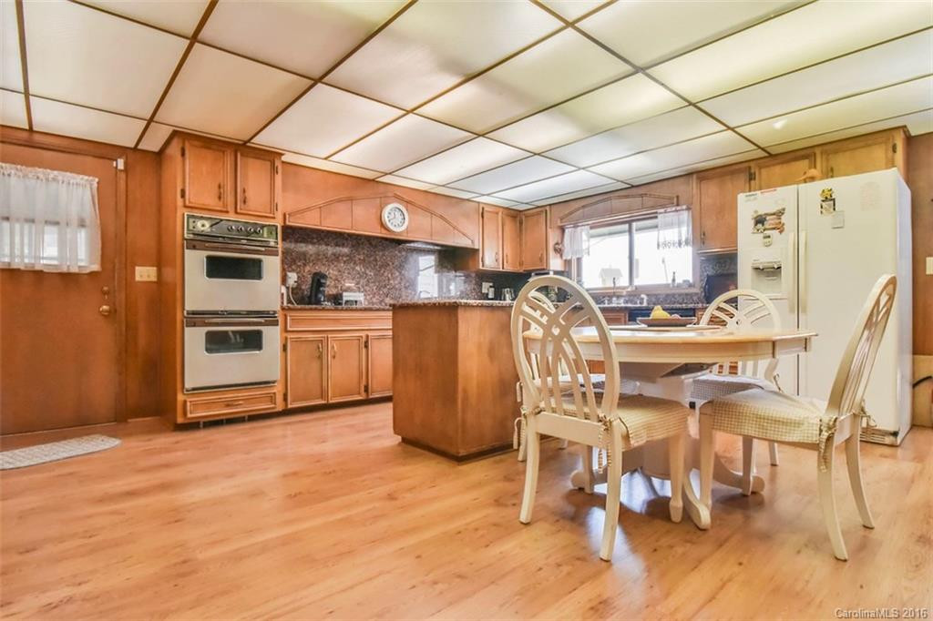 4294 Greenville Highway - Photo 6