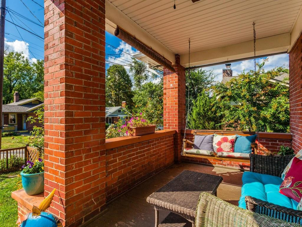 21 Mildred Avenue - Photo 2
