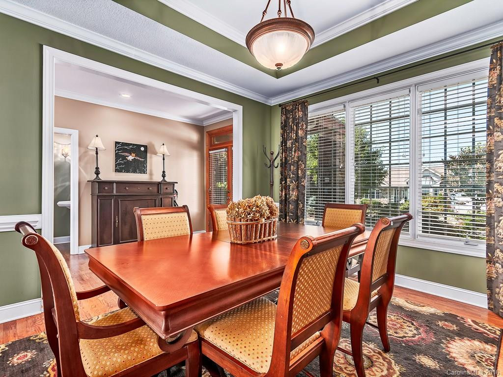 107 Stonegate Drive - Photo 2