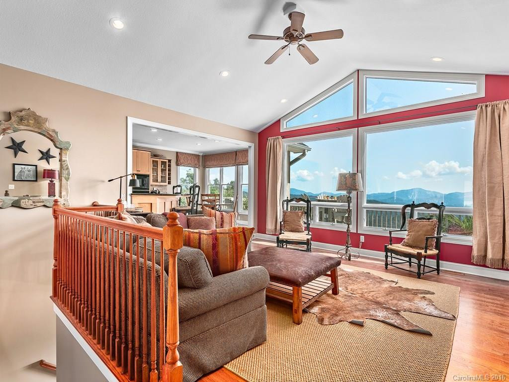 107 Stonegate Drive - Photo 3