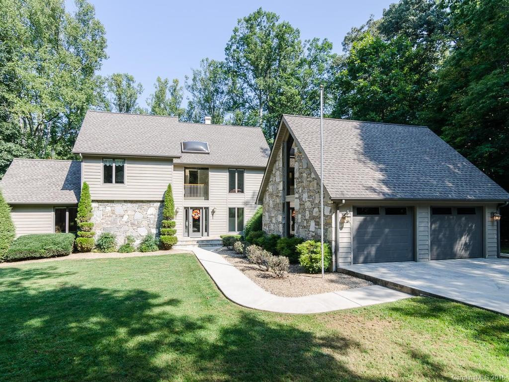 18 Shady Brook Lane