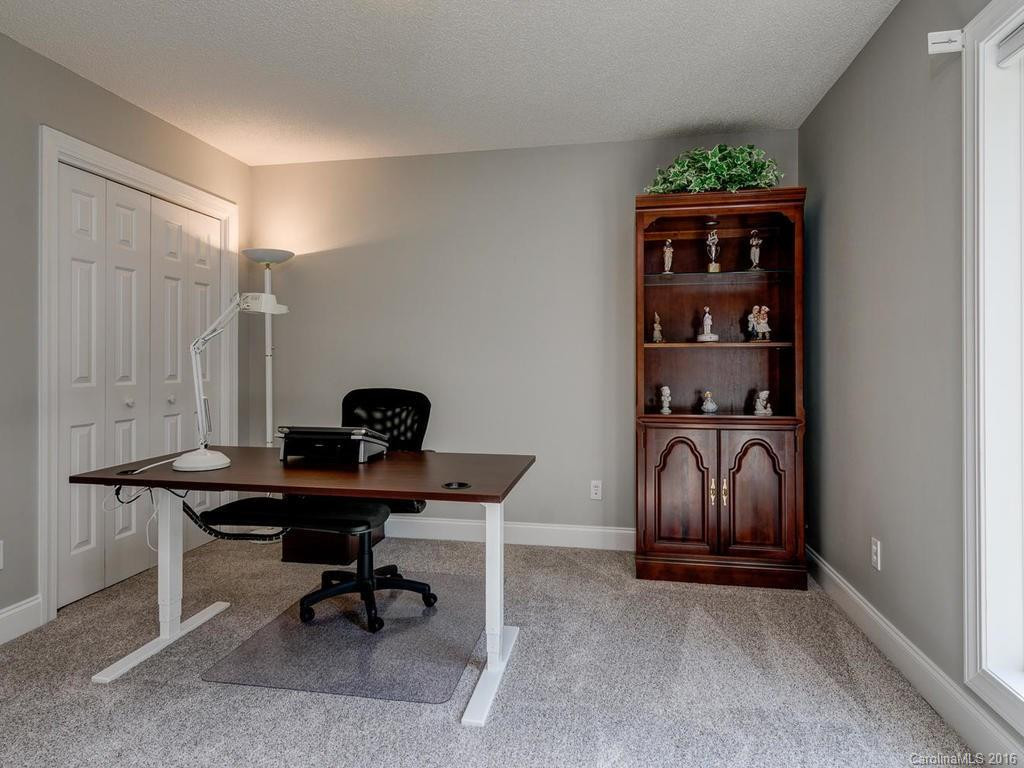 18 Shady Brook Lane - Photo 20