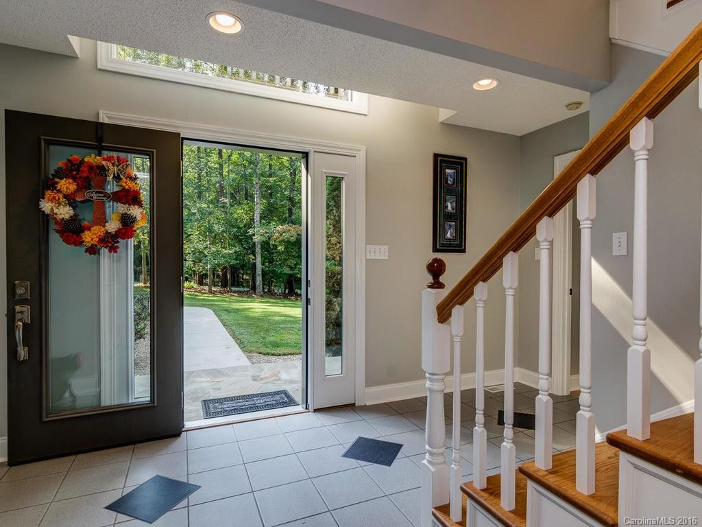 18 Shady Brook Lane - Photo 4