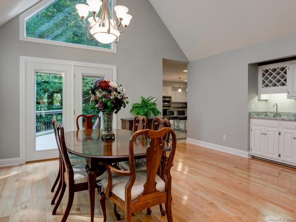 18 Shady Brook Lane - Photo 10