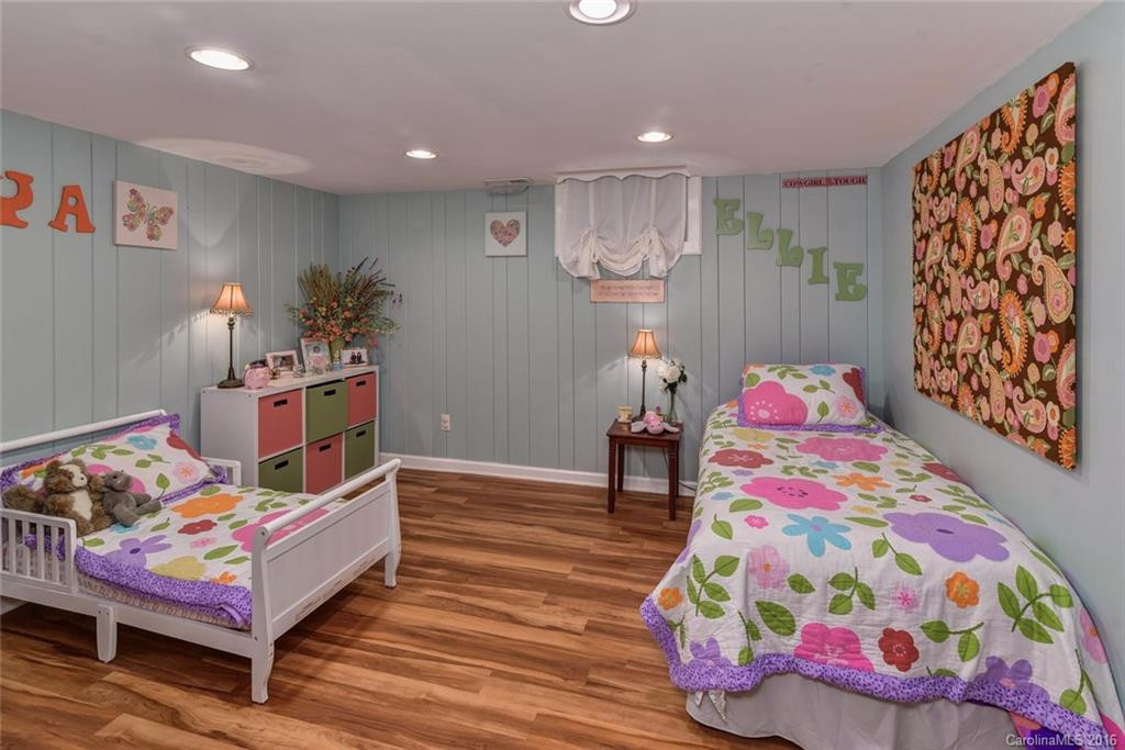 109 Mountain Street - Photo 16