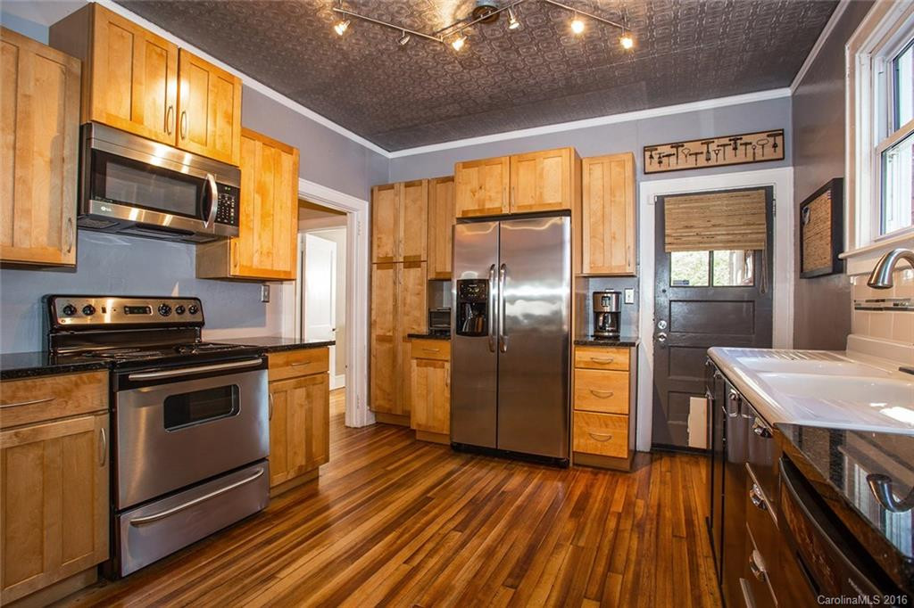 32 Virginia Avenue - Photo 6