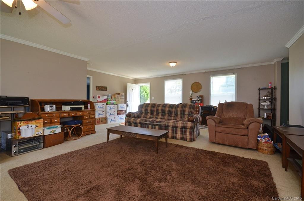 3 Piney Ridge Lane - Photo 3