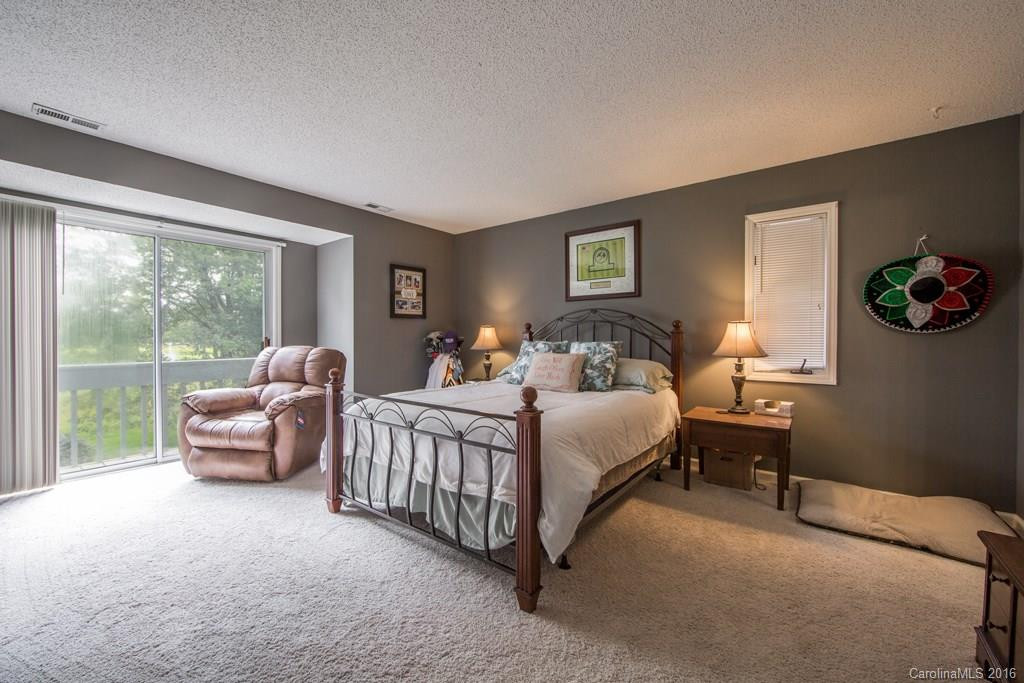 33 A2 Southern Fairway Court #A2 - Photo 8