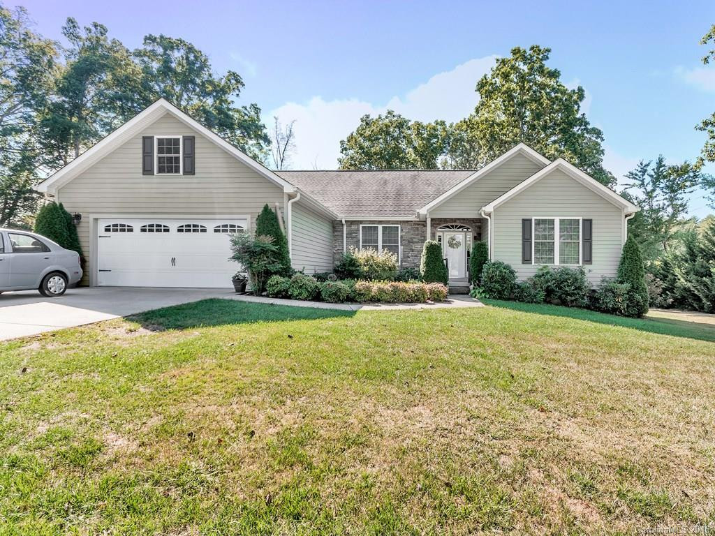 3 Foggy Glen Drive
