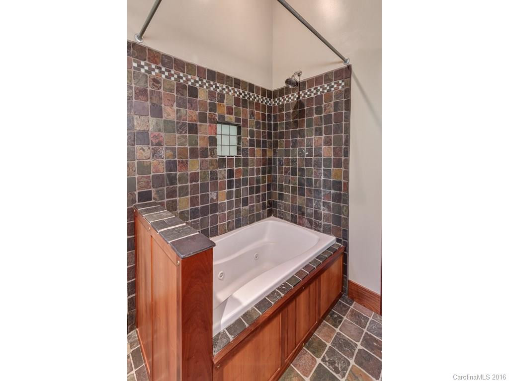 36 Mayflower Drive - Photo 10