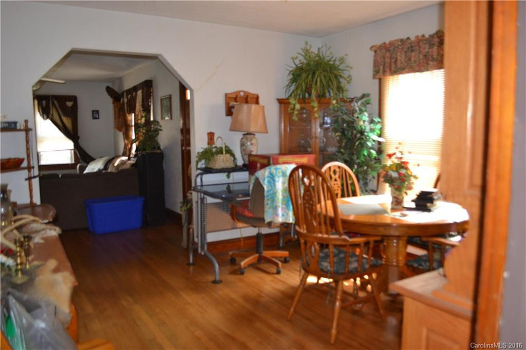 1084 Old Balsam Road - Photo 16