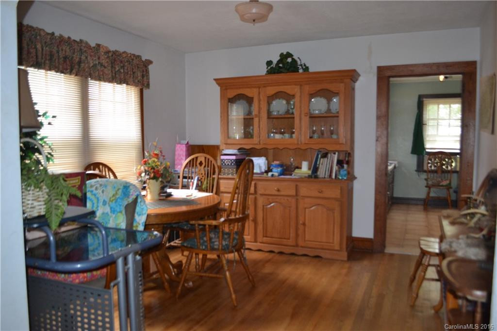 1084 Old Balsam Road - Photo 5