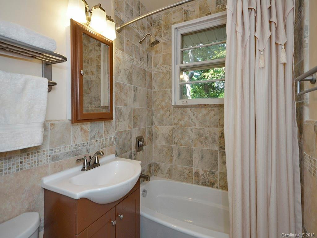 915 Blue Ridge Road - Photo 7