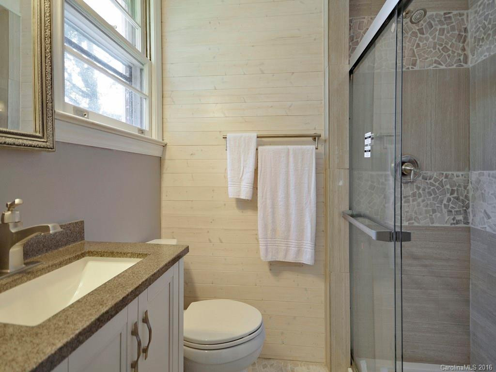 915 Blue Ridge Road - Photo 10
