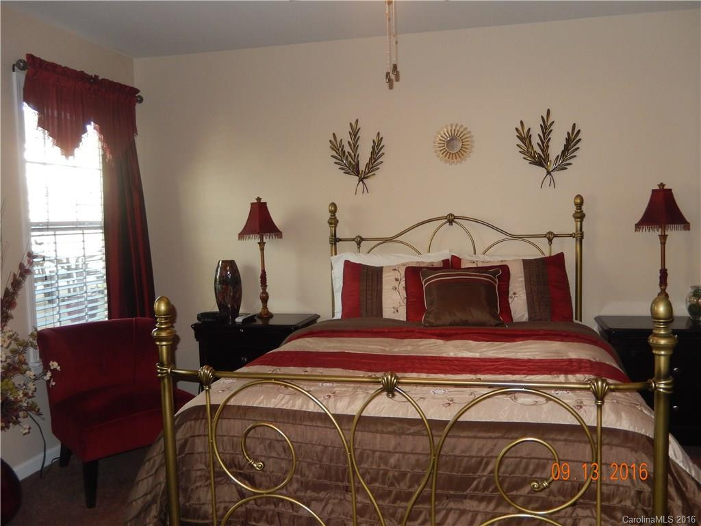 10 Woodthorn Road - Photo 6