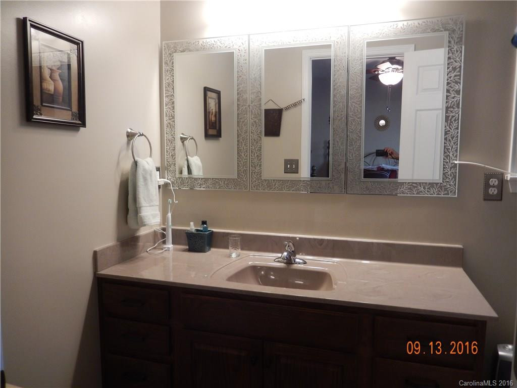10 Woodthorn Road - Photo 8