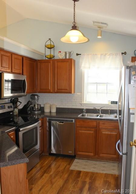 151 Misty Valley Road - Photo 2