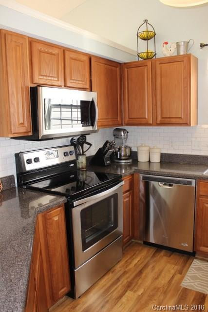 151 Misty Valley Road - Photo 4