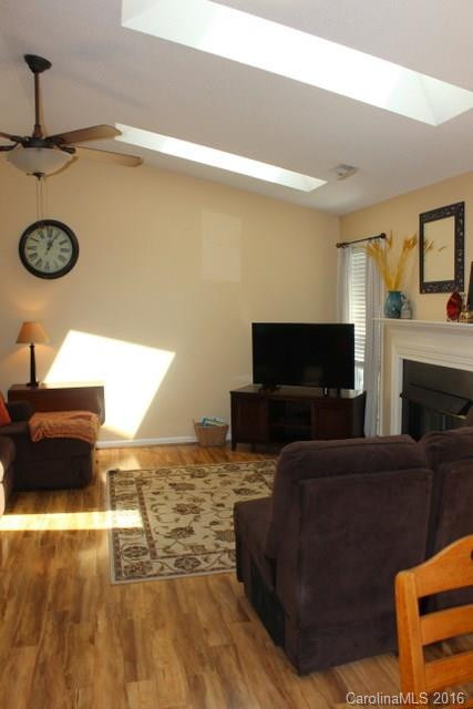 151 Misty Valley Road - Photo 7