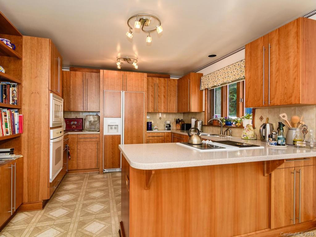 207 Eastmoor Drive - Photo 11
