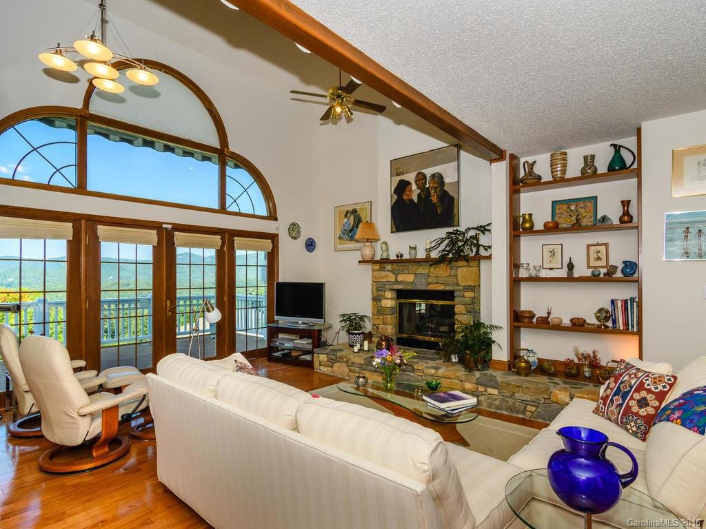 207 Eastmoor Drive - Photo 6