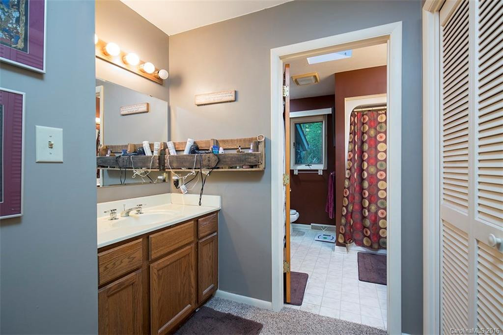 100 Timberlane Drive - Photo 8