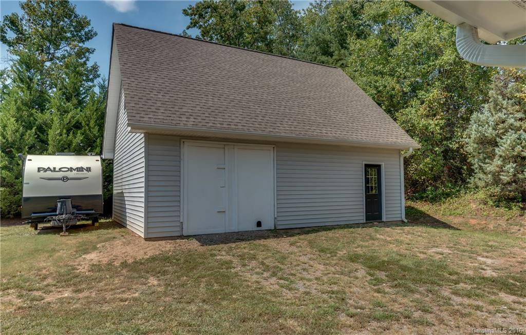 157 Hunters Trail - Photo 3