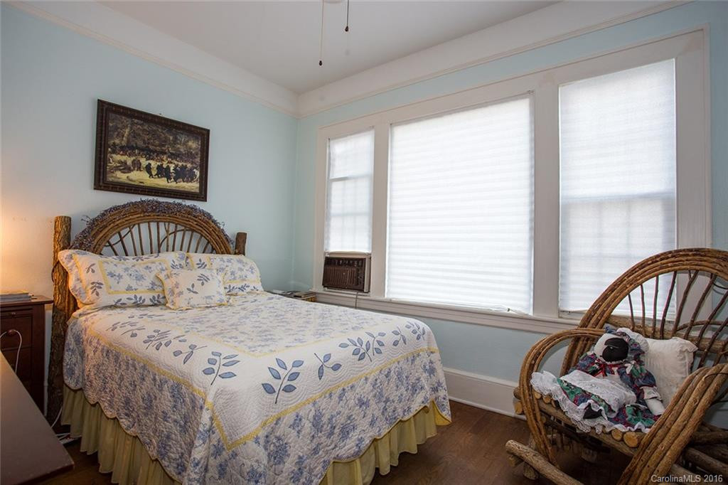 63 Clinton Avenue - Photo 13