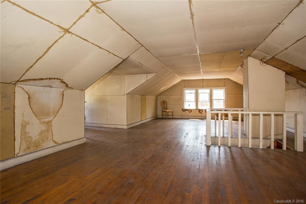 63 Clinton Avenue - Photo 16