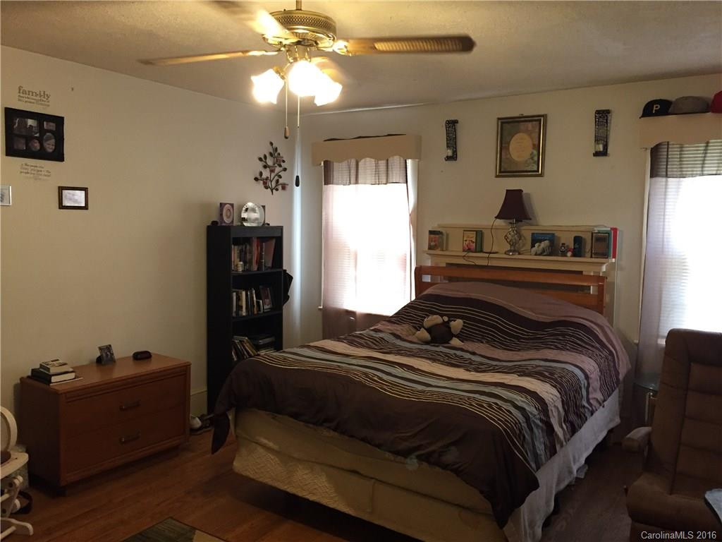 1162 Spindale Street - Photo 4