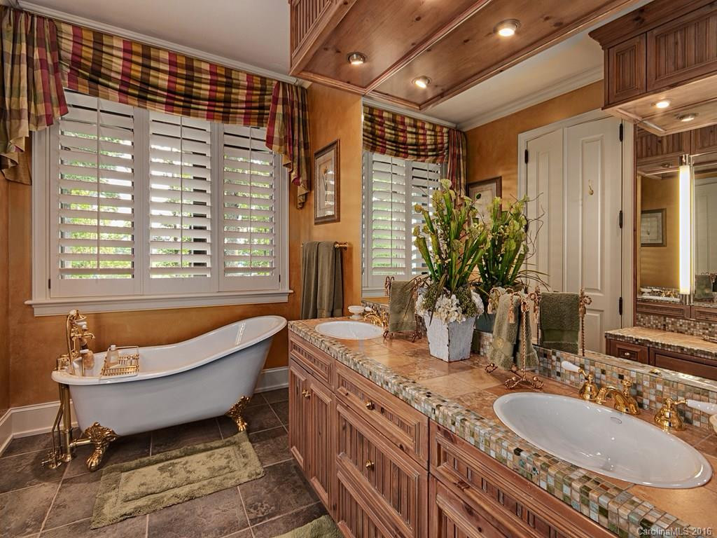 98 Raven Cliff Lane - Photo 19