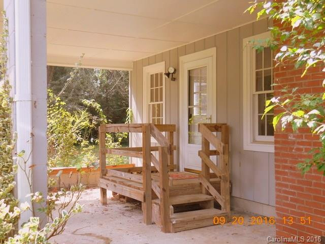 2119 Somerset Drive - Photo 6