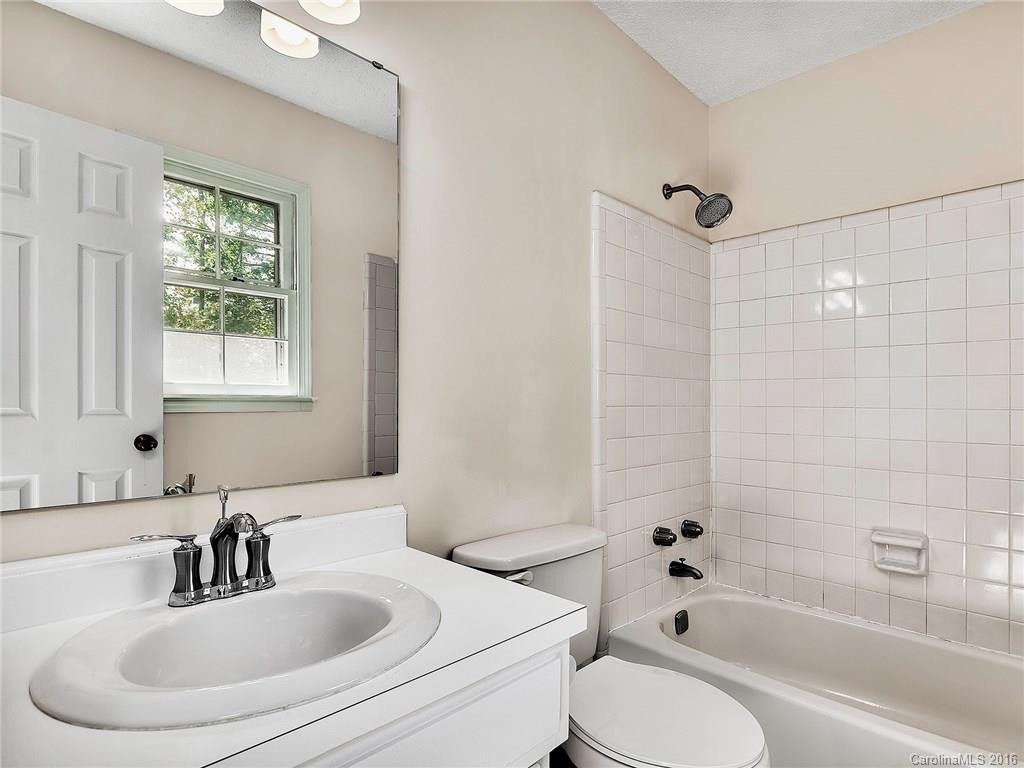 37 Knoll Ridge Drive - Photo 11