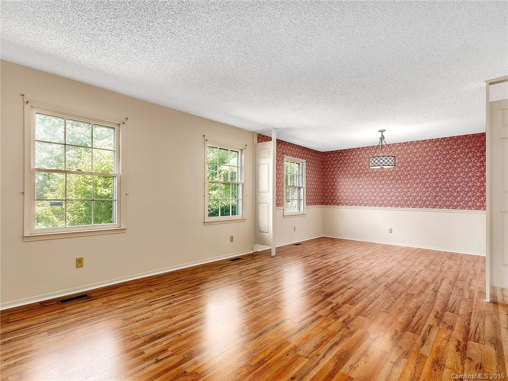37 Knoll Ridge Drive - Photo 3