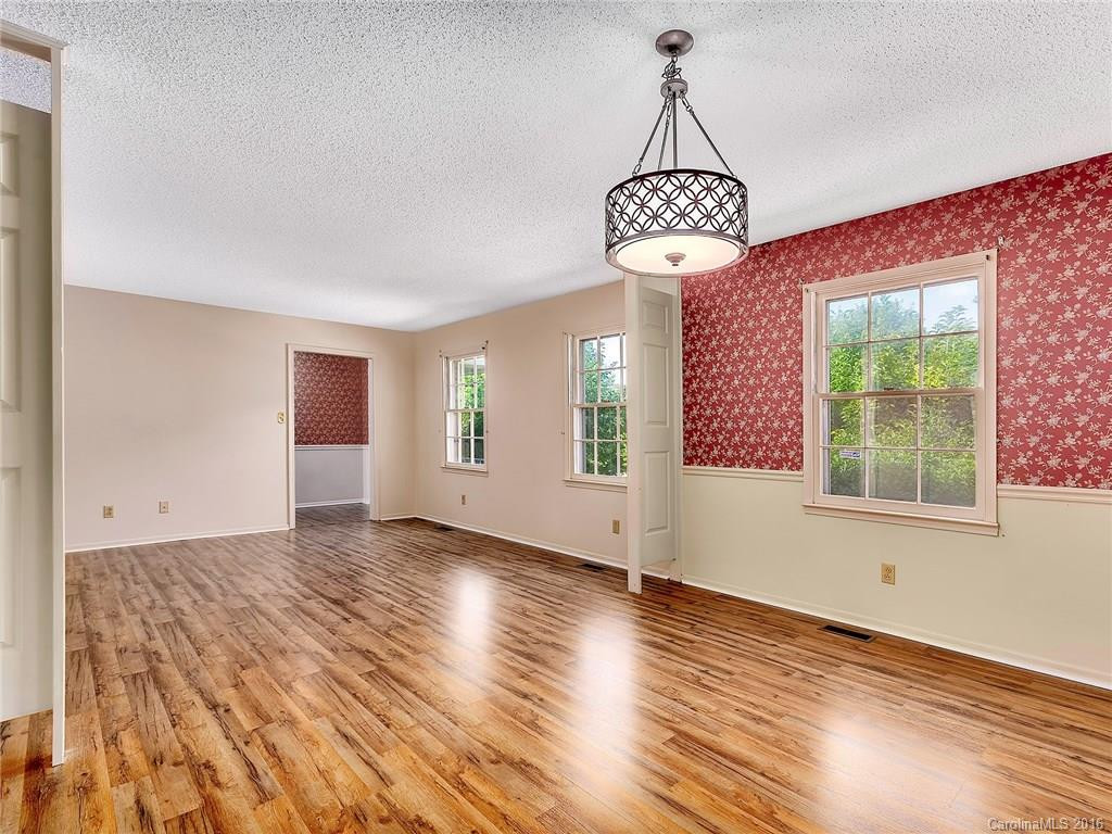 37 Knoll Ridge Drive - Photo 4