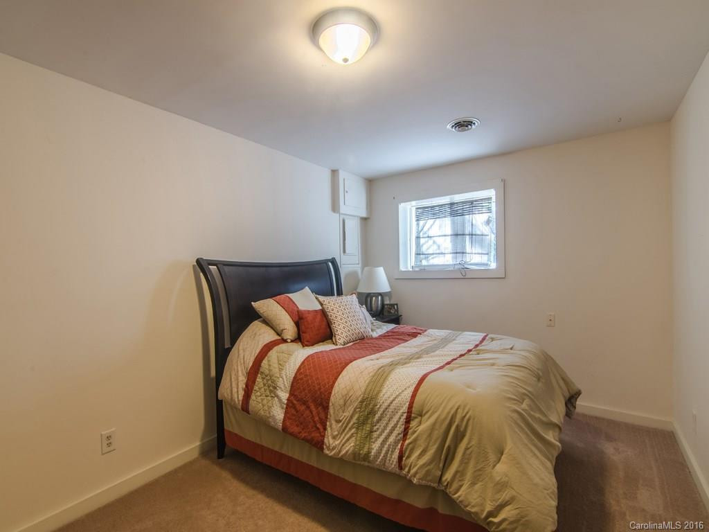 18 Breezeway Drive - Photo 11