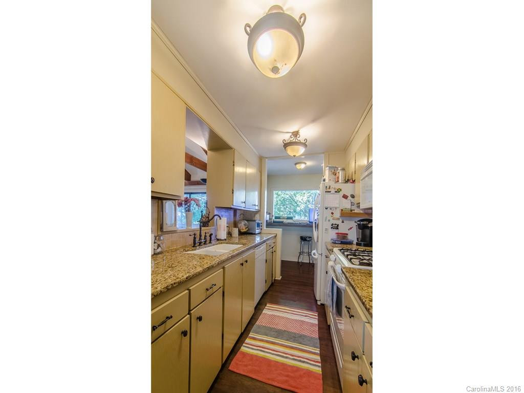18 Breezeway Drive - Photo 6