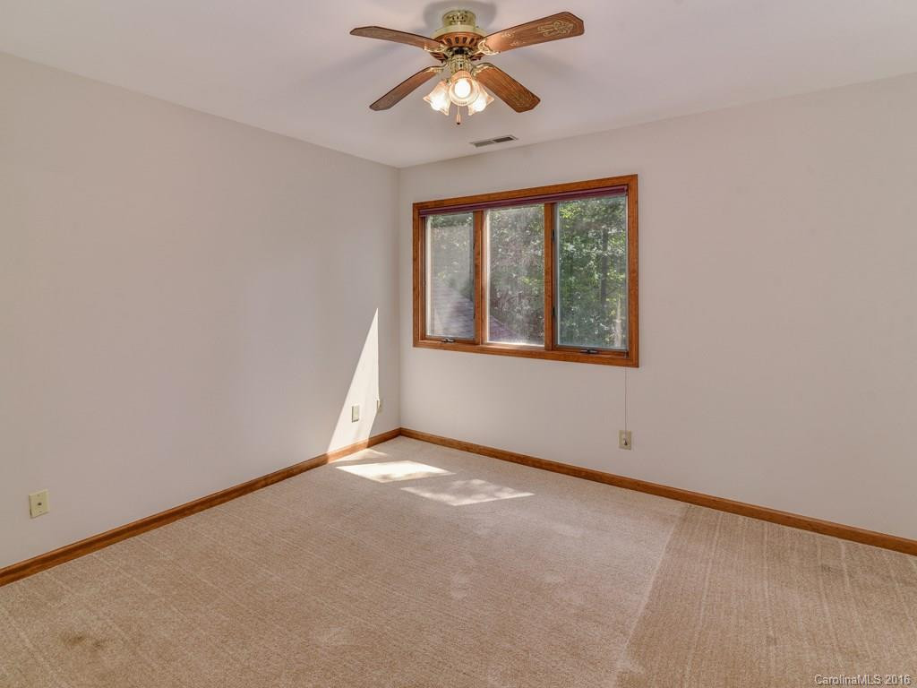 118 Honey Locust Drive - Photo 12