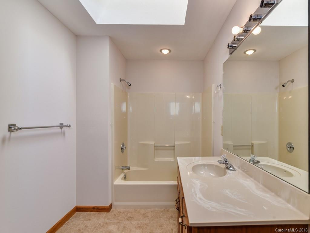 118 Honey Locust Drive - Photo 15