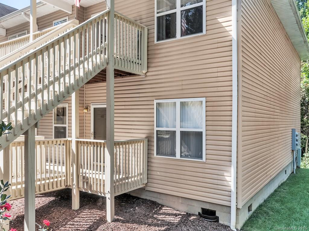 601 Carrington Place #601