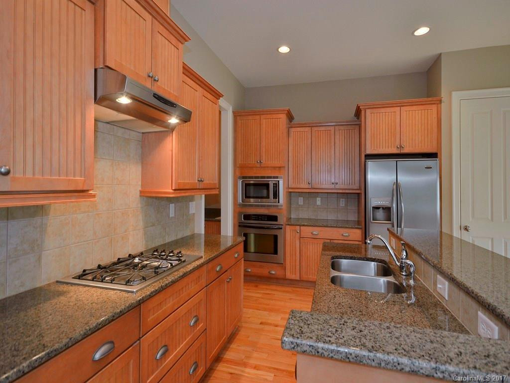 285 Hollabrook Parkway - Photo 7