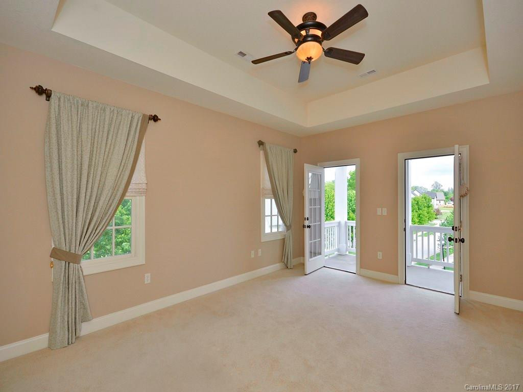 285 Hollabrook Parkway - Photo 8
