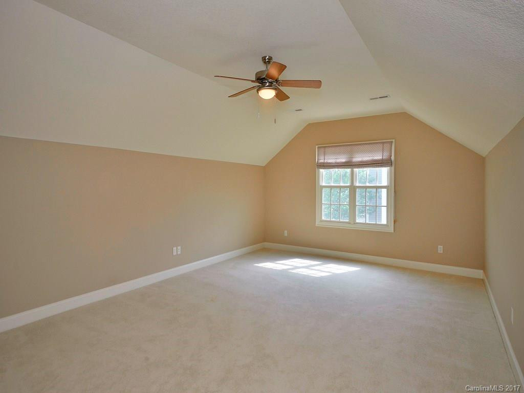 285 Hollabrook Parkway - Photo 10