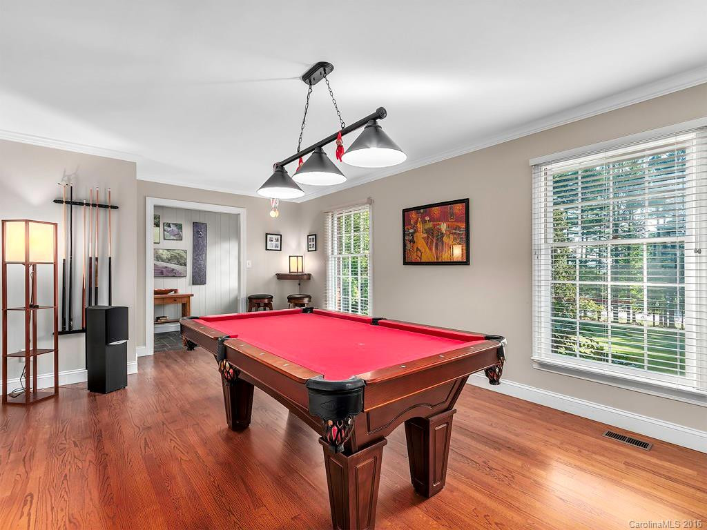 785 Hendersonville Road - Photo 13