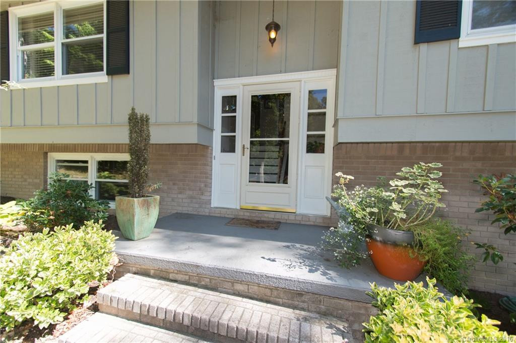22 Saint Andrews Road - Photo 2