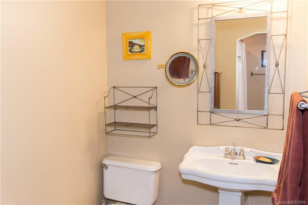 22 Saint Andrews Road - Photo 20