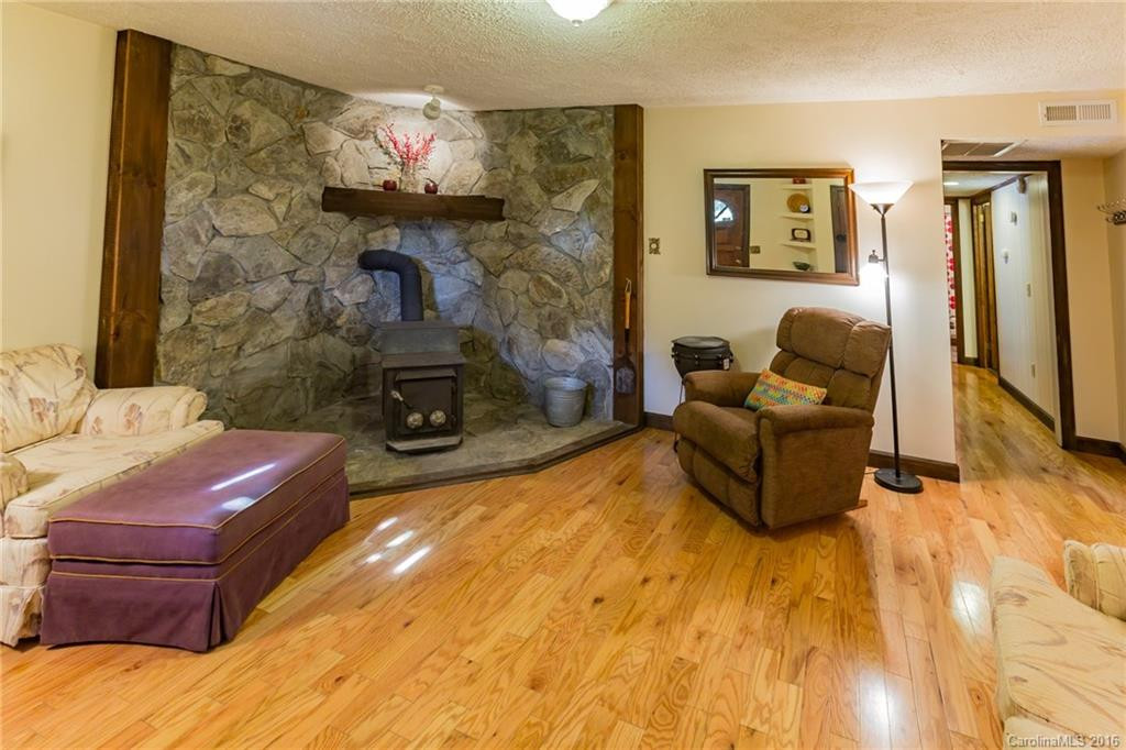 737 Setzer Cove Road - Photo 16