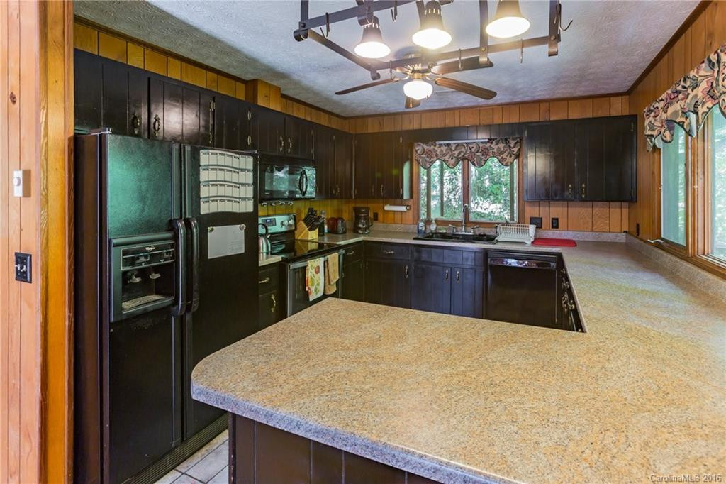 737 Setzer Cove Road - Photo 5